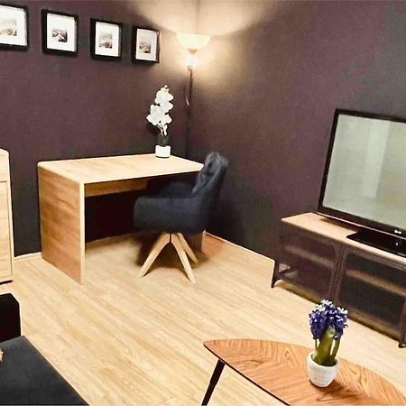 Moderny Apartman S Parkovanim Bratislava Exteriér fotografie
