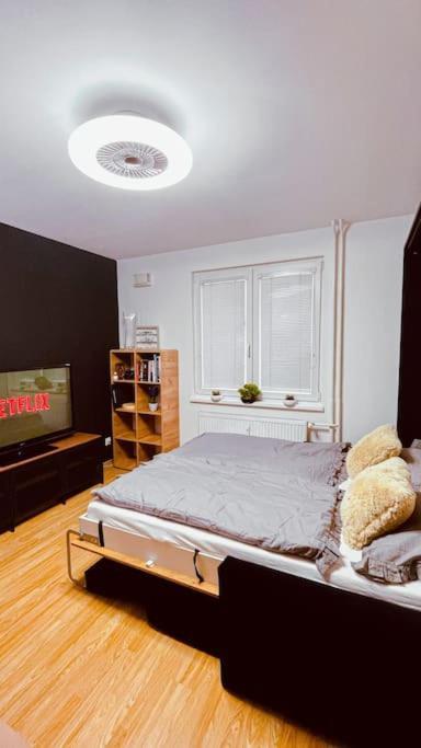 Moderny Apartman S Parkovanim Bratislava Exteriér fotografie