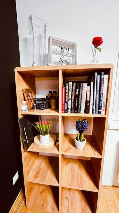 Moderny Apartman S Parkovanim Bratislava Exteriér fotografie