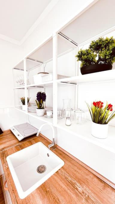 Moderny Apartman S Parkovanim Bratislava Exteriér fotografie