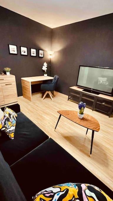 Moderny Apartman S Parkovanim Bratislava Exteriér fotografie